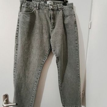 Jean Coupe Mom – Gris – Jennyfer – Taille 44 – Neuf / Jamais porté