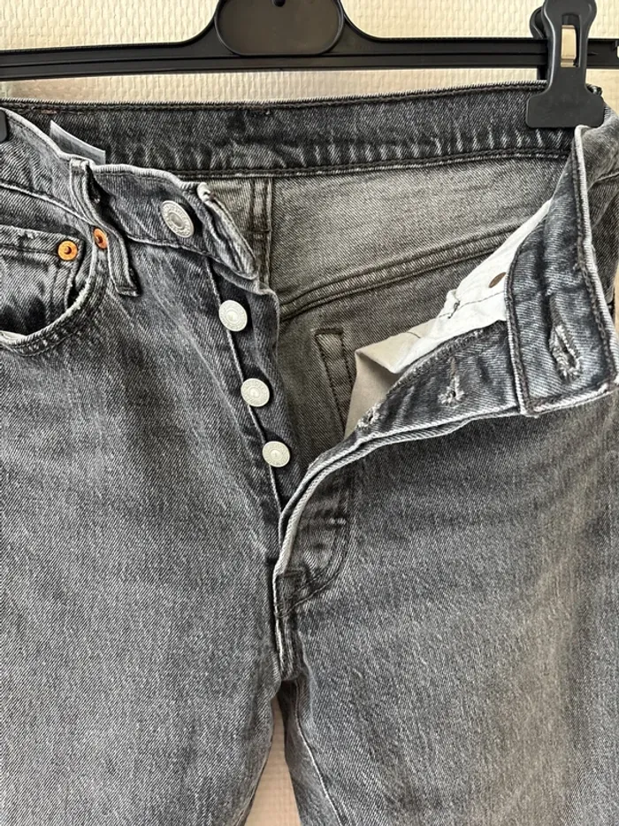 Jean Femme Levi’s 501 W25 L26 - photo numéro 7