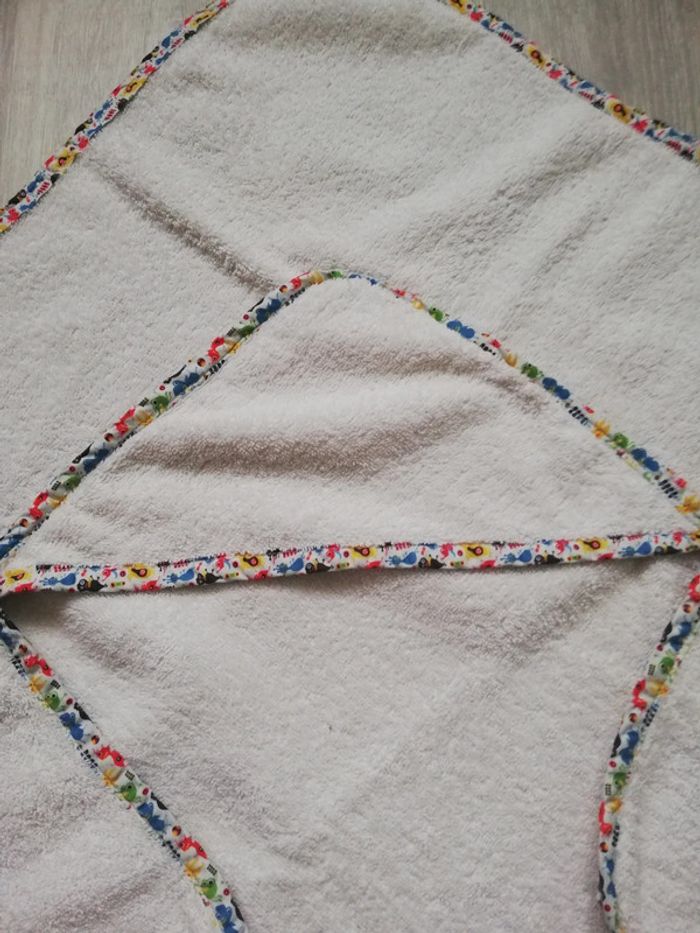 Sortie de bain bébé - photo numéro 2