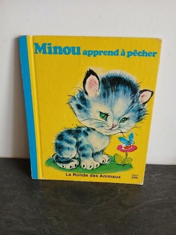 Minou apprend à pêcher