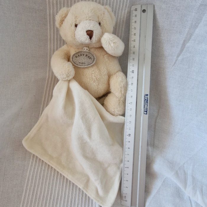 Ourson avec mouchoir beige Babynat