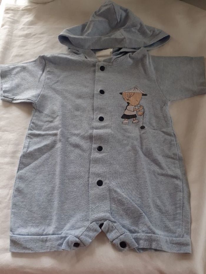 Combishort à capuche manche courte bébé garçon taille 6 mois Ick Ou