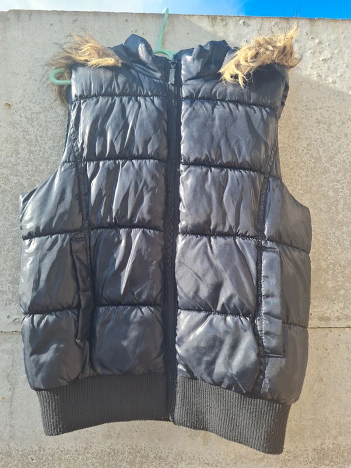 Doudoune sans manches Bilook taille 10 ans