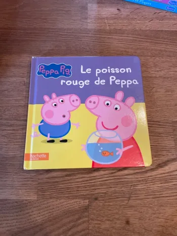 Livre cartonné Peppa Pig Le poisson rouge de Peppa