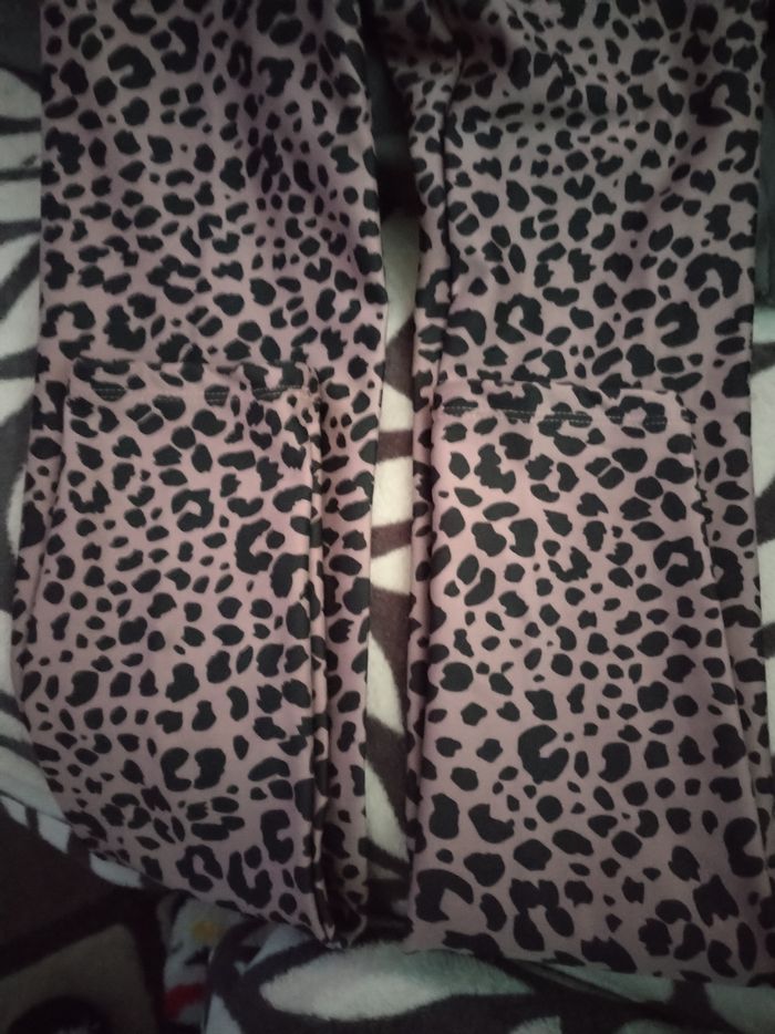 Leeging de fitness taille haute imprimé Léopard neuf - photo numéro 3