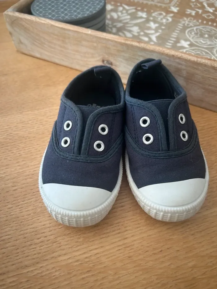 Chaussures en toile bébé gemo - photo numéro 2