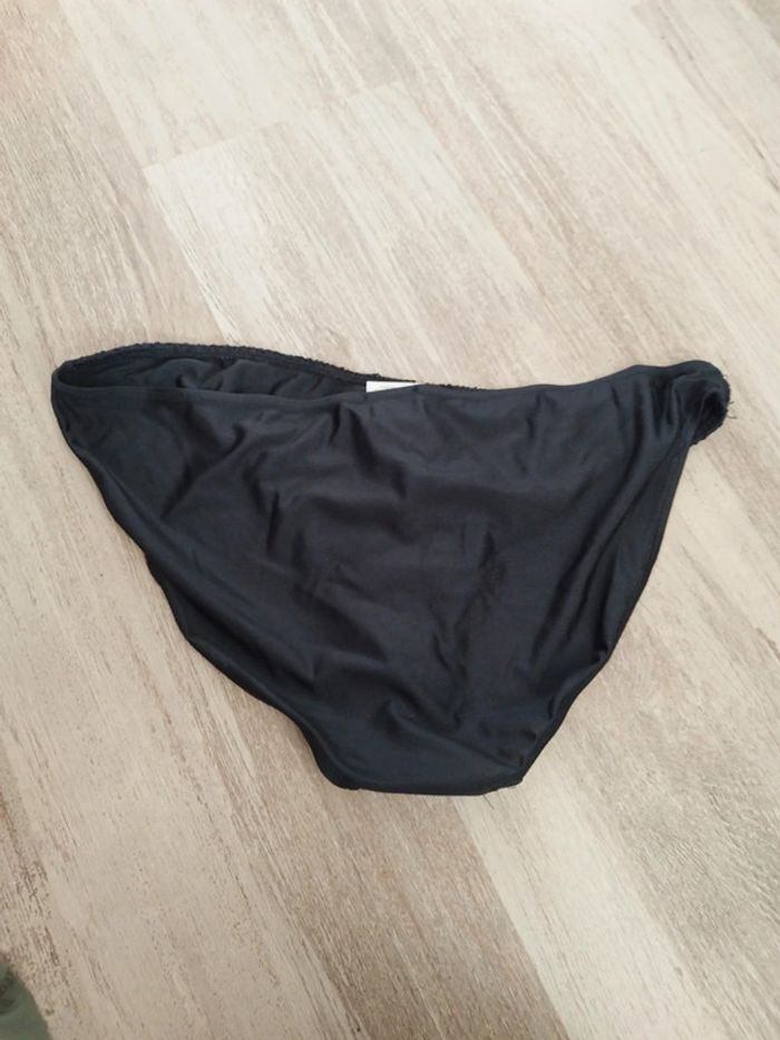 Bas de maillot de bain taille 44 -46 - photo numéro 4
