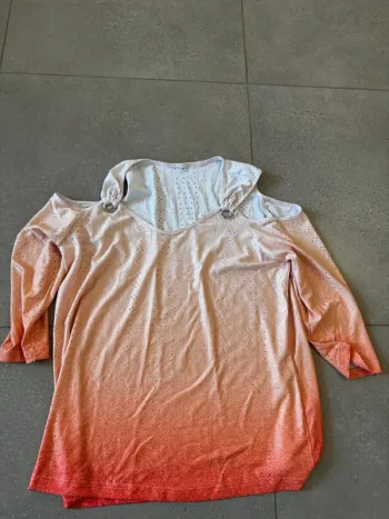 Haut taille L, très bon état