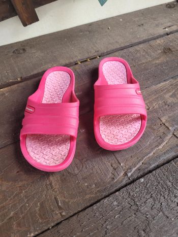 Claquette de plage rose