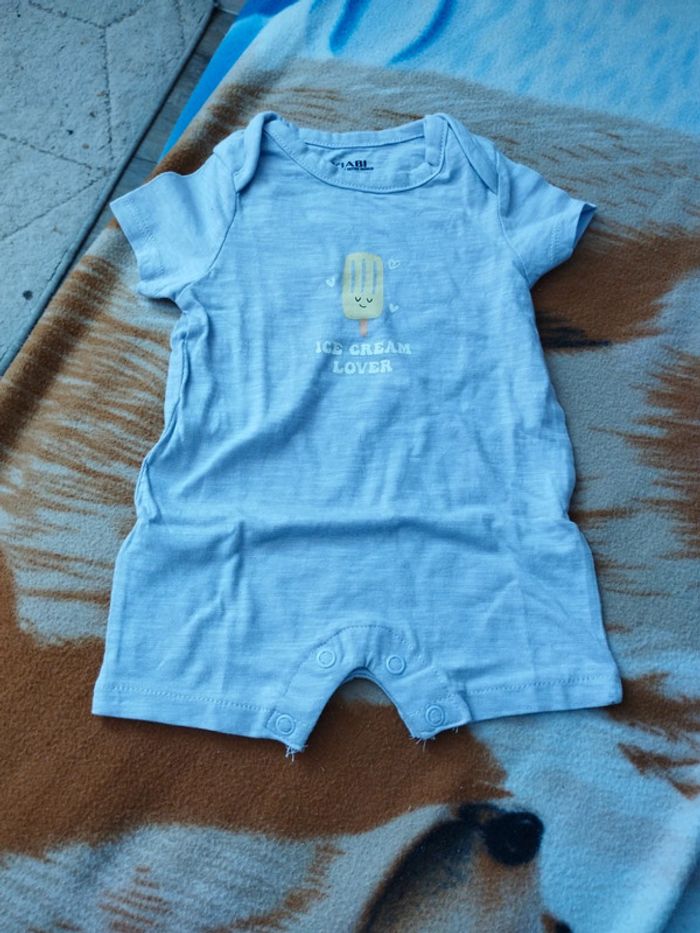 Vêtement 1/3mois - photo numéro 4