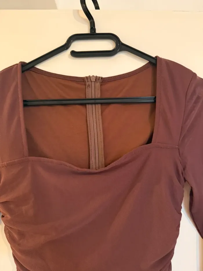 Robe moulante en très bon état marron taille XS Shein - photo numéro 2