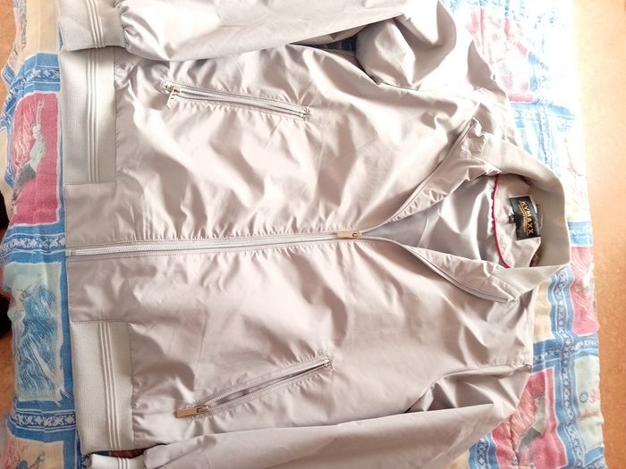 Vetements - photo numéro 4