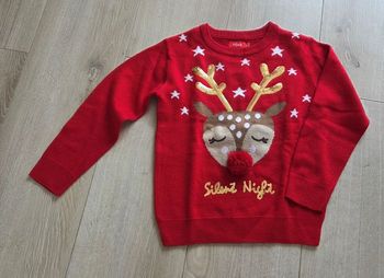 Pull rouge de noël