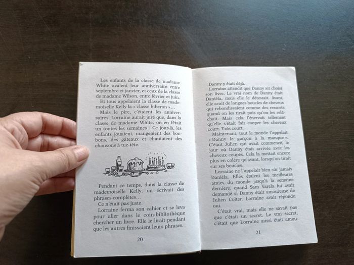 Livre DRÔLES D'ANNIVERSAIRES - Dian Curtis Regan - photo numéro 6