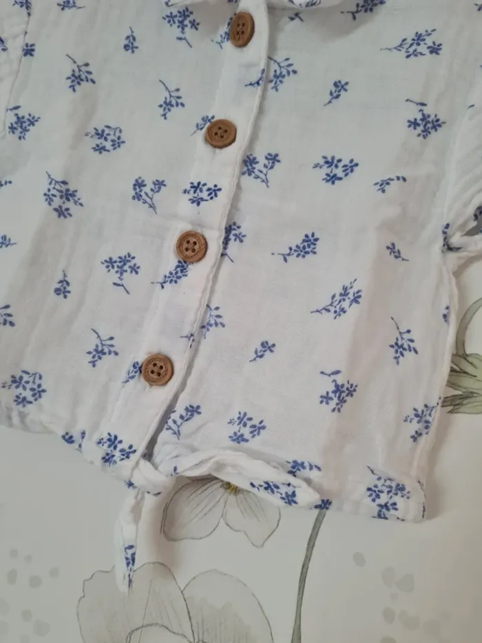 Chemisier blanc imprimé fleurs bleues bébé fille 3 mois - photo numéro 5