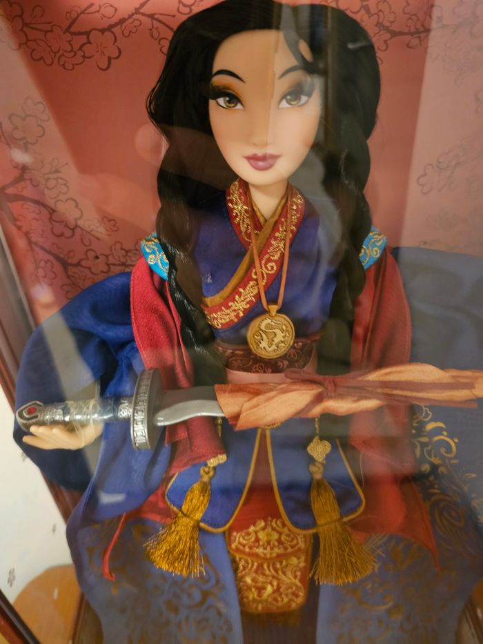 Poupée Mulan limitée Disney - photo numéro 2