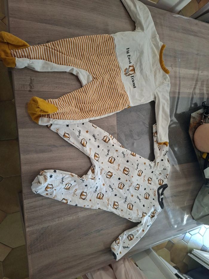 Lot deux pyjama 18 mois mixte