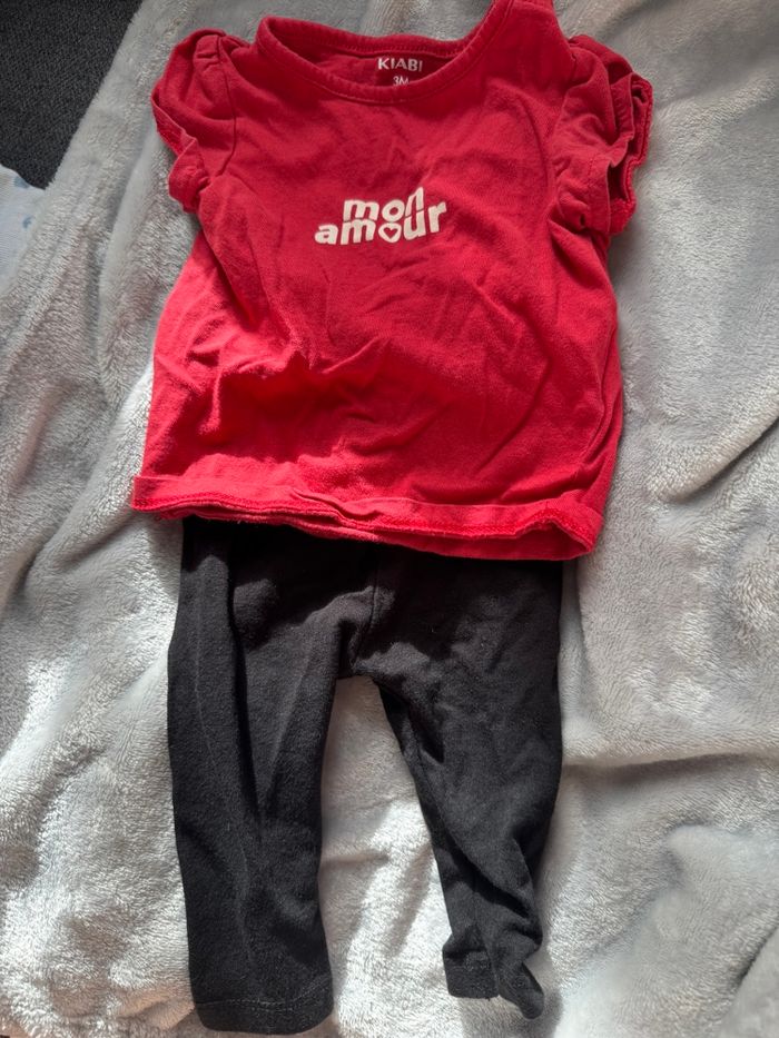 Ensemble legging tee shirt