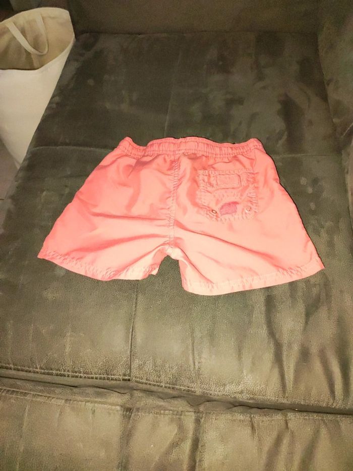 Short fille - photo numéro 2