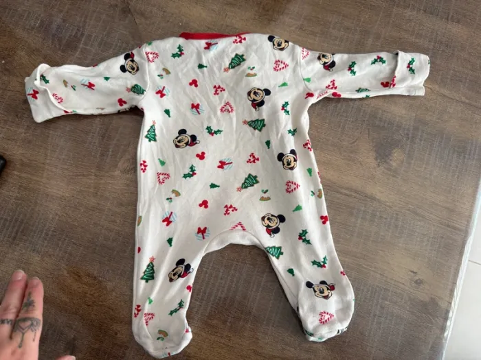 Pyjama Mickey Minnie 1e Noël - photo numéro 3