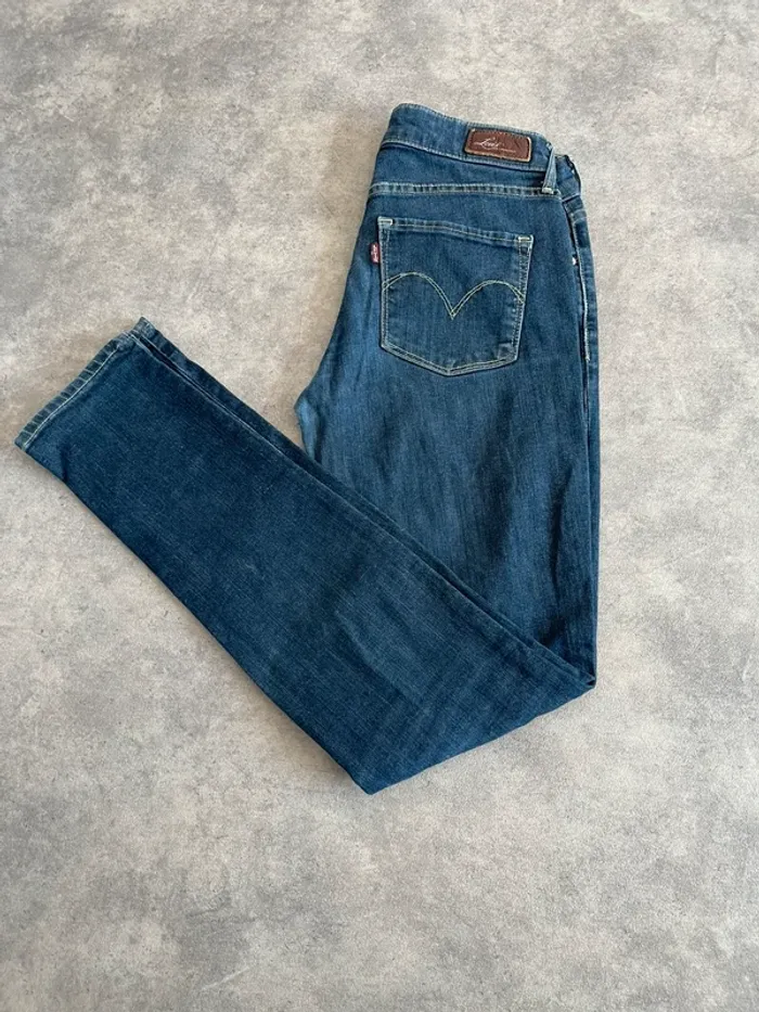 Jean Levi’s Demi Curve W26 L32