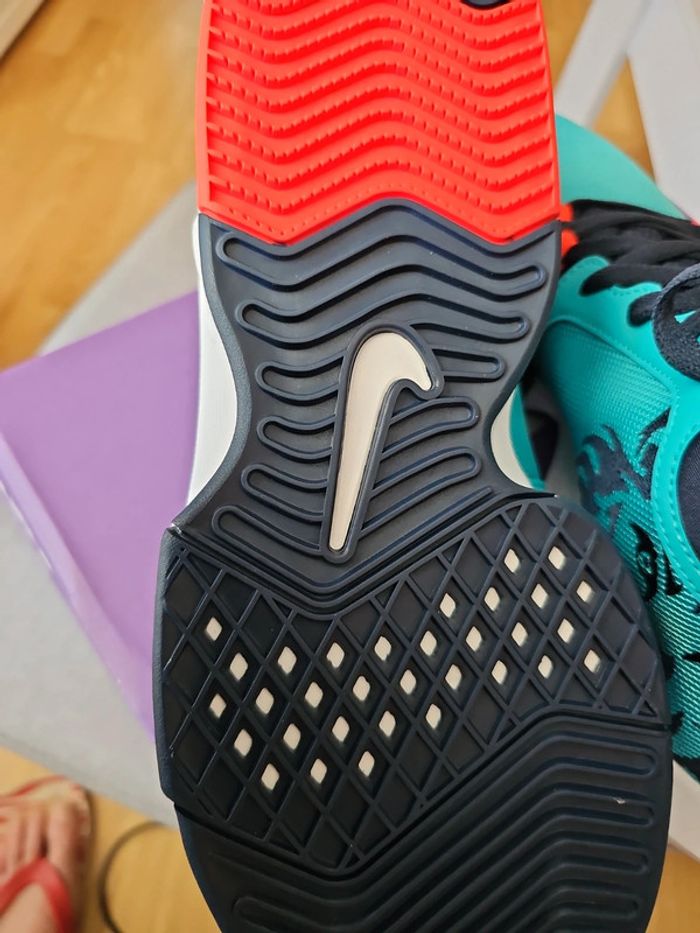 🔥Nike Lebron Witness VIII T.45🏀 - photo numéro 9