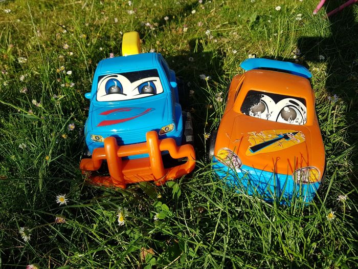 Lot de 2 voitures