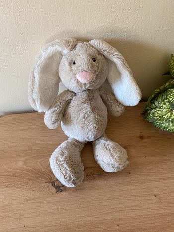Doudou peluche lapin beige gris blanc nez rose teddy kompaniet