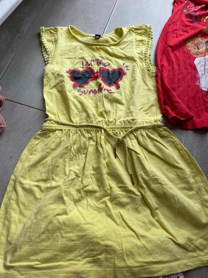 Lot de trois robes 6 ans - photo numéro 3