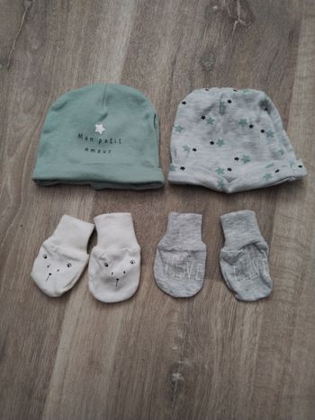 Lot bonnet et moufle naissance
