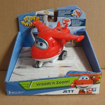 Vroom'n zoom Jett