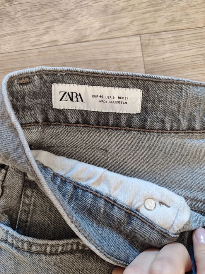 Bermuda en jean gris Zara - photo numéro 4