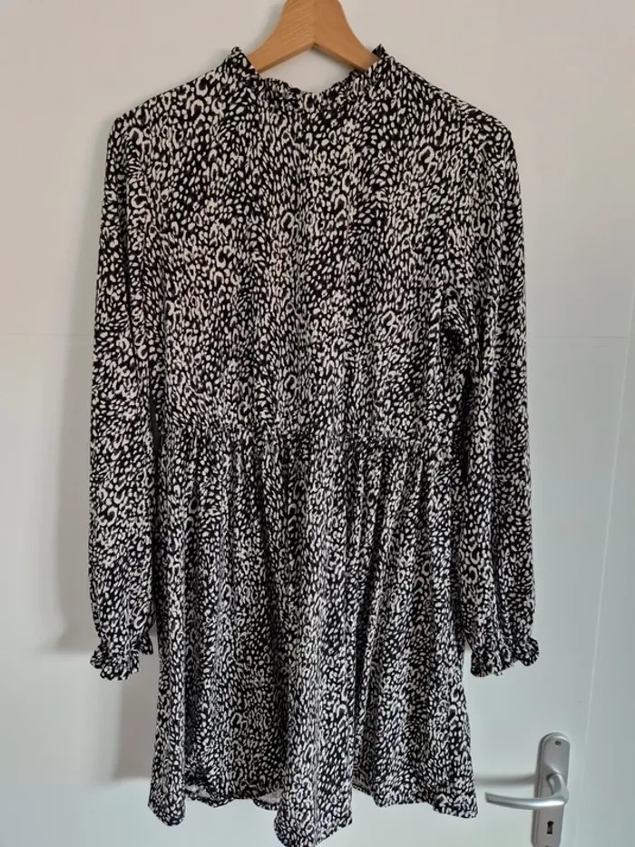 Robe New Look taille 40 – Neuve avec étiquette - photo numéro 2