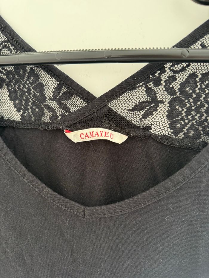 T-shirt noir dentelle - photo numéro 2