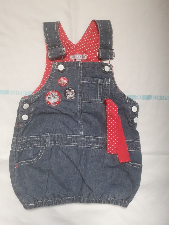 Robe salopette jean avec pin's