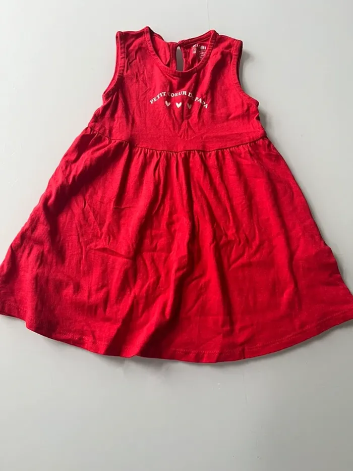 Robe rouge