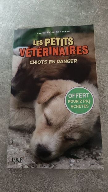 Livre de poche Les petits vétérinaires