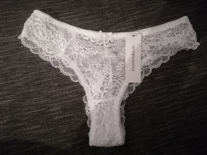 String dentelle