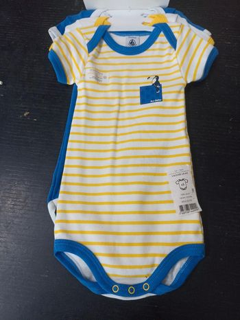 Lot trois bodies petits bateaux 12 mois