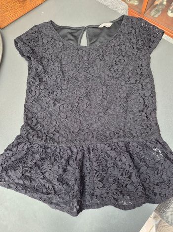 T-shirt a dentelle noir taille 38 Tout simplement (Ang)