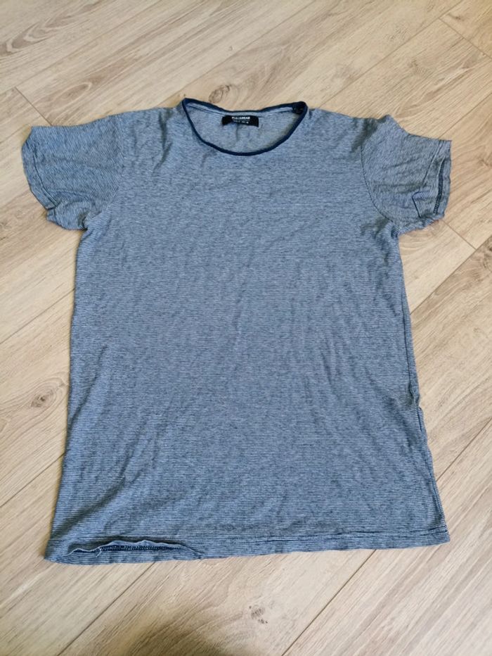 T-shirt bleu rayé neuf