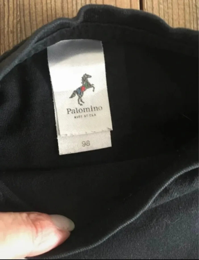 Lot 3 ans, 3 pantalons, 2 t shirts manches longues et un manche courte, un sweat - photo numéro 5