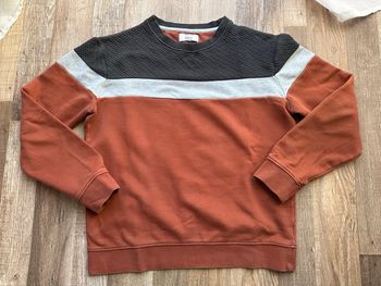 - Pull Jules (J) - Taille S - Très bon état