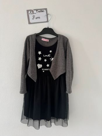 Robe manches longues - taille 8 ans 🌸