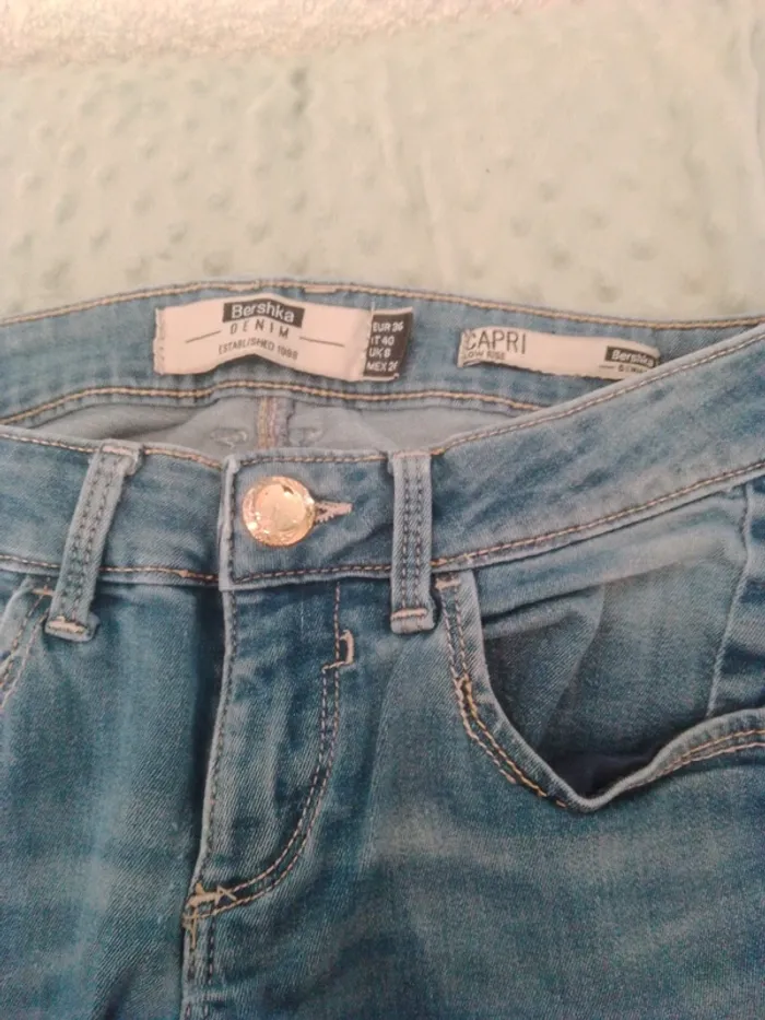 Jeans bleu Bershka - photo numéro 2