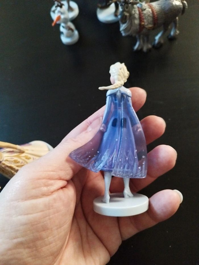Lot figurines Reines des neiges 2 - photo numéro 3