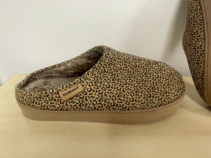 Chausson isotoner - photo numéro 3