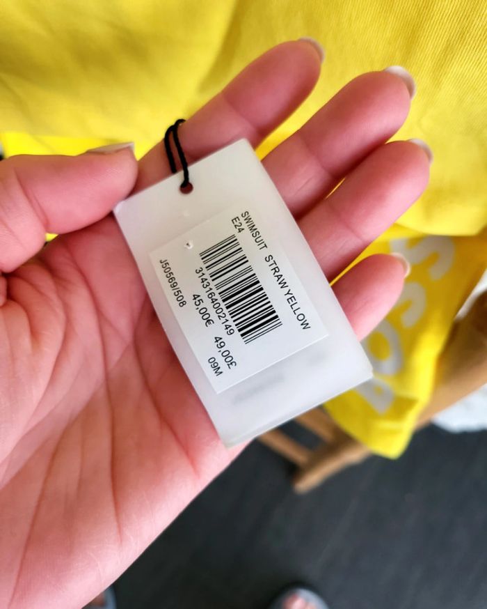 T-shirt et maillot de bain BOSS jaune  boss taille 9 mois neuf - photo numéro 14