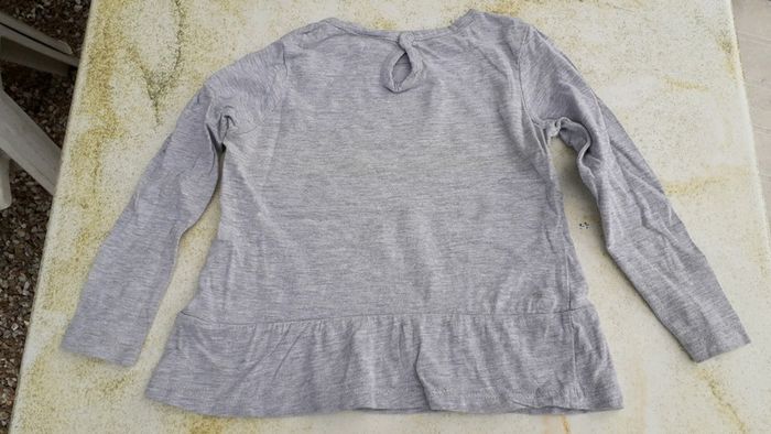 Lot tee-shirt et sweat Minnie - photo numéro 3