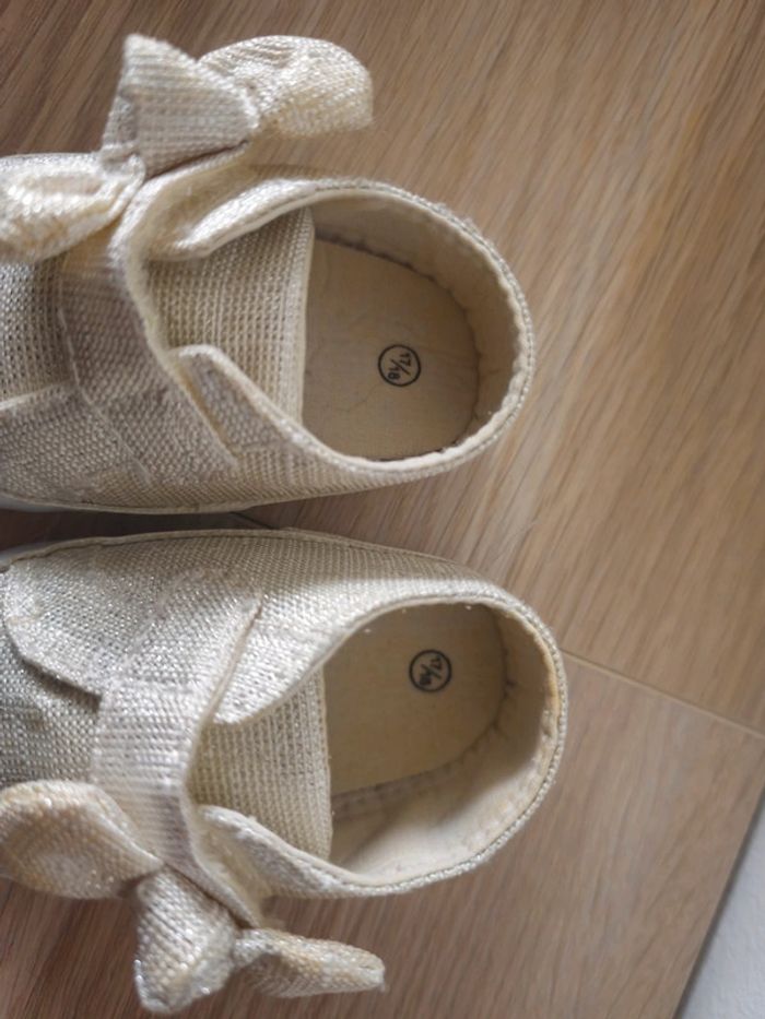 Chaussures argentées - photo numéro 2